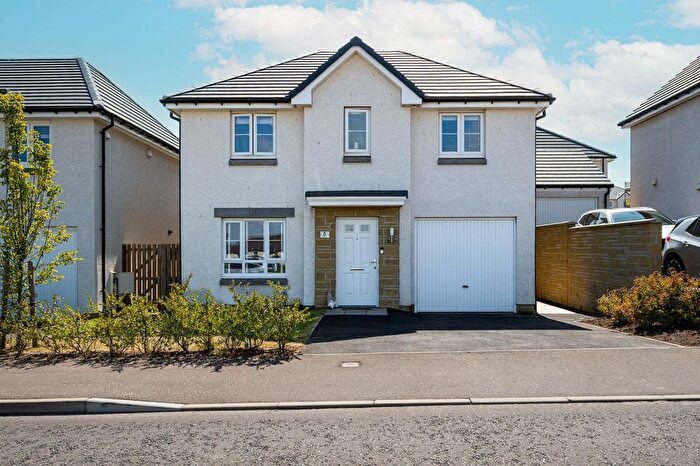 4 Bedroom Detached House For Sale In Keiller Road, Dundee, DD4