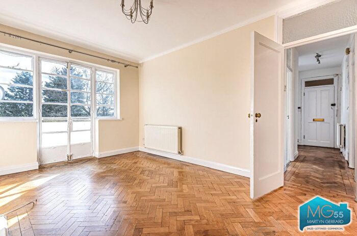 2 Bedroom Flat To Rent In Lyttelton Road, Hampstead Garden Suburb, London, N2