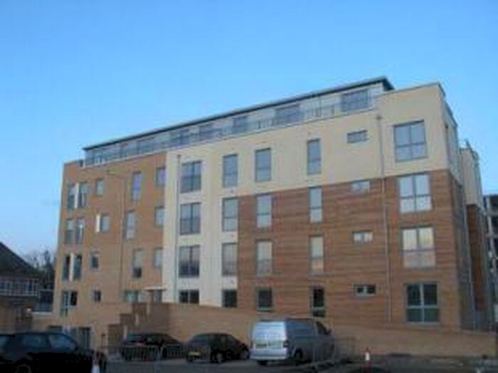 2 Bedroom Flat To Rent In Domus Court, Edgware, HA8