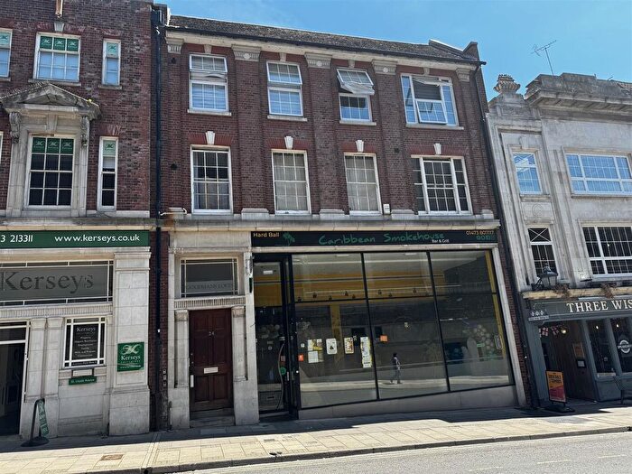 2 Bedroom Flat For Sale In Lloyds Avenue, Ipswich, IP1
