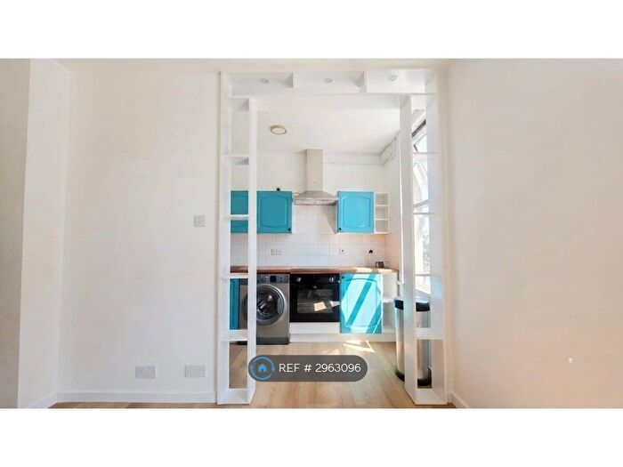 1 Bedroom Flat To Rent In Morning Lane, London, E9