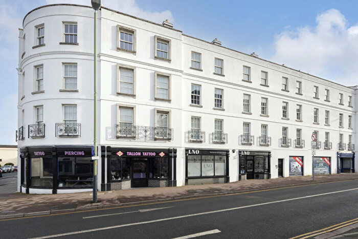 1 Bedroom Apartment To Rent In Prince Regent Mews, Cheltenham, GL52