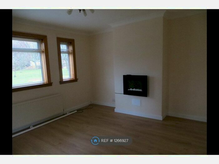 3 Bedroom Semi-Detached House To Rent In Whins Road, Stirling FK7