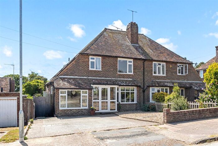 4 Bedroom Semi-Detached House For Sale In Newlands Avenue, Bexhill, TN39