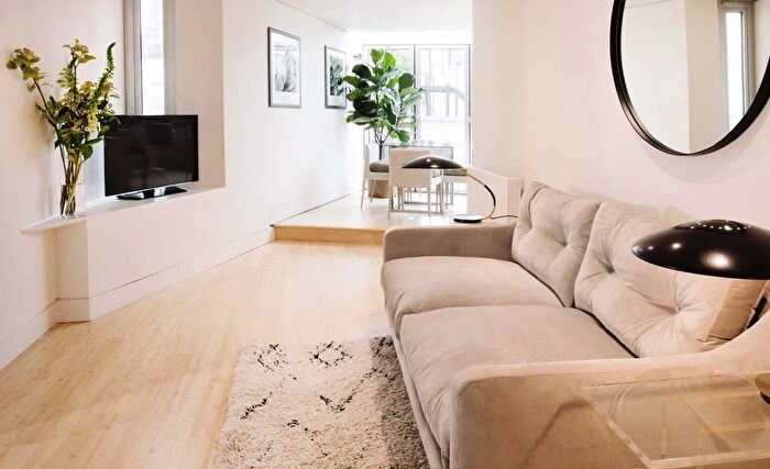 2 Bedroom Flat To Rent In Maddox Street, London, W1S