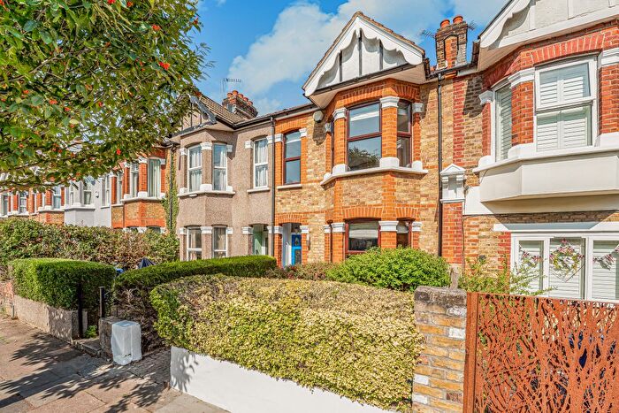 3 Bedroom Terraced House For Sale In Northcroft Road, Northfields, W13