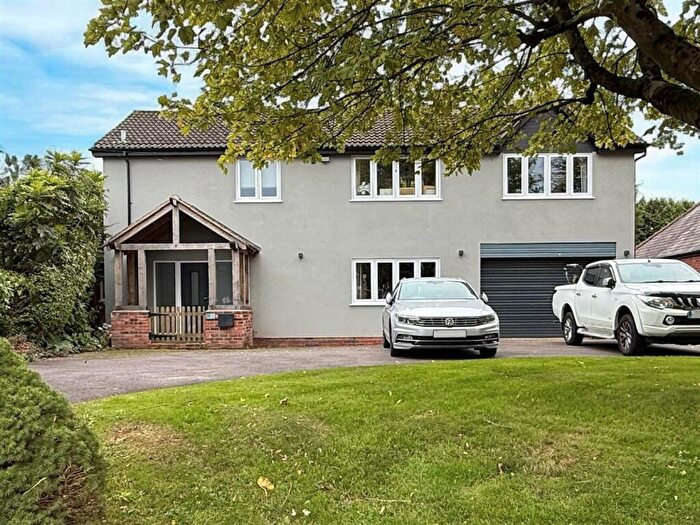 5 Bedroom Detached House For Sale In Middlefield Lane, Hagley, Stourbridge, DY9