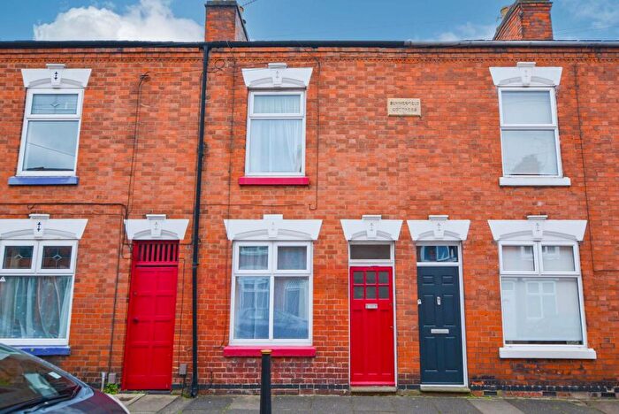2 Bedroom Terraced House To Rent In Avenue Road Extension, Clarendon Park, Leicester, LE2