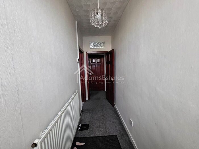 3 Bedroom Terraced House For Sale In Wharf Street, Dewsbury, WF12