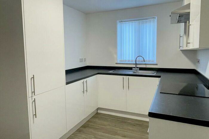 2 Bedroom Flat To Rent In Lord Street, Birkenhead, Wirral, Merseyside, CH41