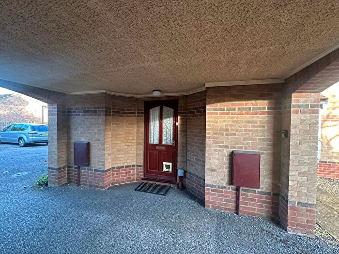 1 Bedroom Terraced House To Rent In Acorn Close, Bicester, OX26