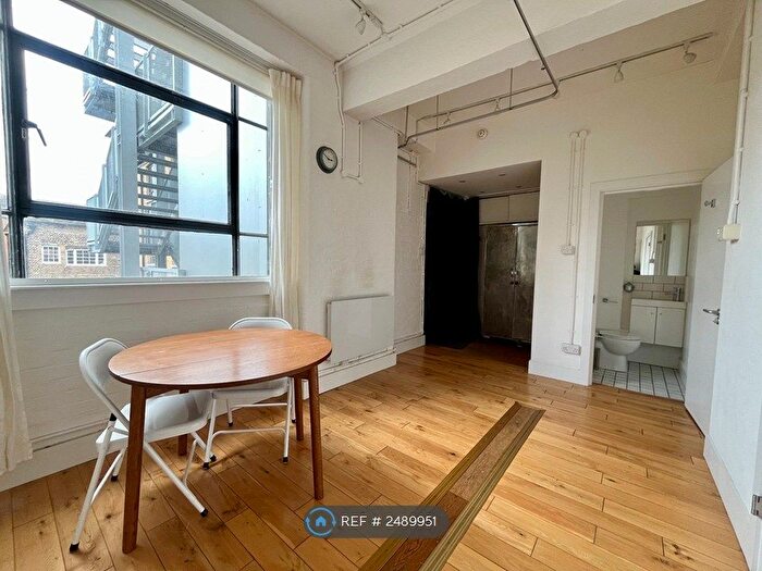 2 Bedroom Flat To Rent In Apollo Studios, London, NW5