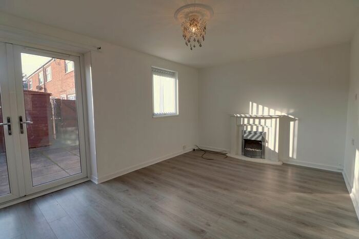 2 Bedroom Terraced House To Rent In Arcon Drive, Hull, HU4