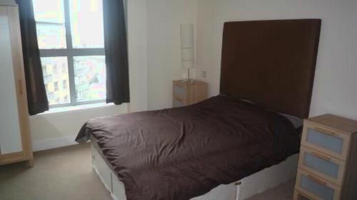 2 Bedroom Flat For Sale In Merchants Quay, East Street, Leeds, LS9