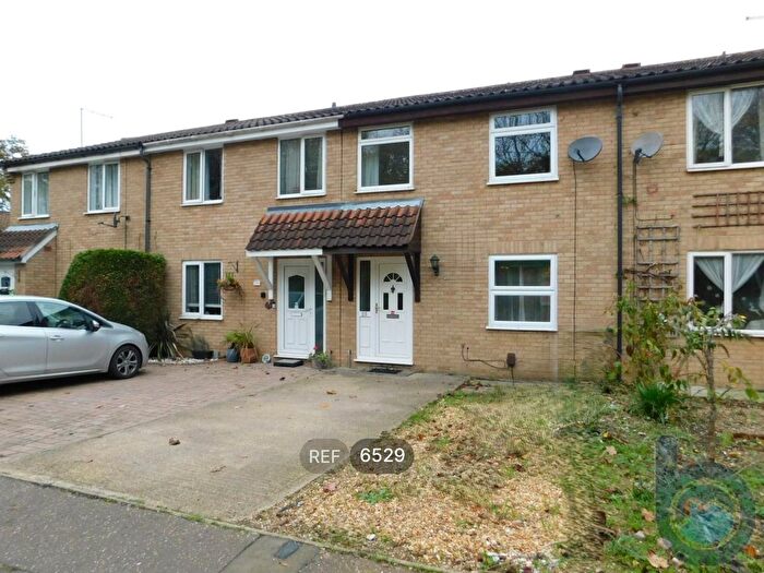 3 Bedroom Terraced House To Rent In , Jorose Way, Peterborough, PE3