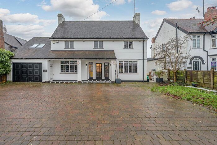 5 Bedroom Detached House For Sale In Stream Road, Kingswinford, DY6