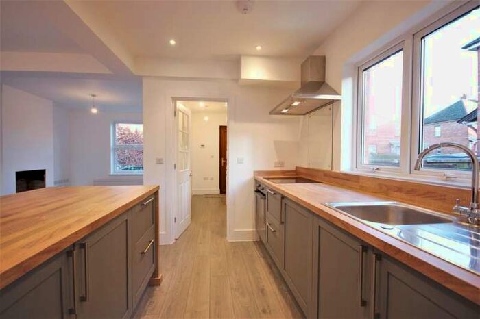 3 Bedroom Semi-Detached House To Rent In Orchard Way, Wantage, OX12