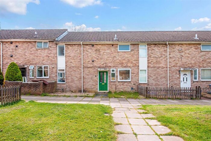 4 Bedroom Terraced House For Sale In Nelson Walk, Andover, SP10