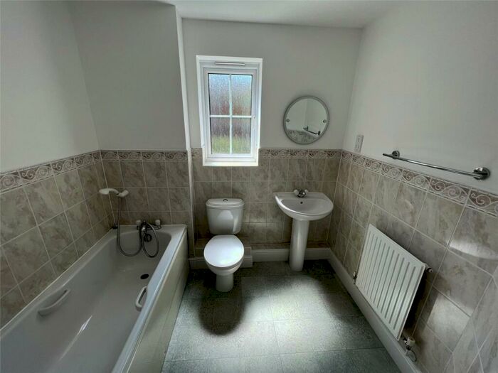 2 Bedroom Apartment To Rent In Chirk Place, Romsey, Hampshire, SO51
