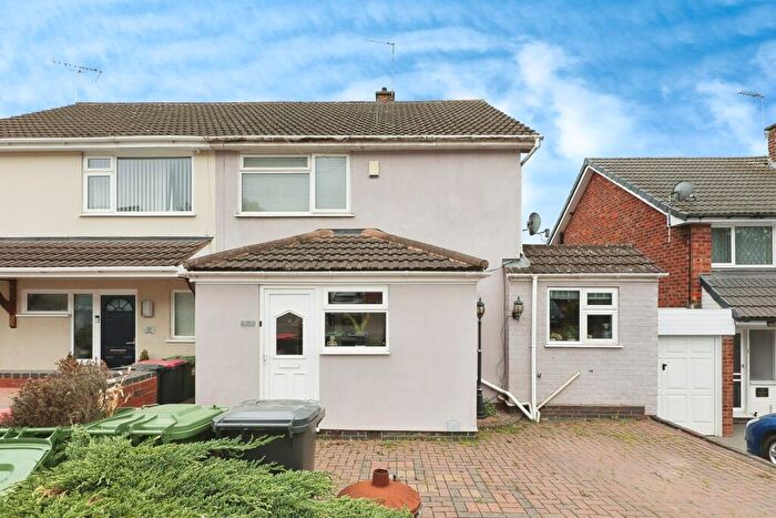 3 Bedroom Semi-Detached House For Sale In Norton Road, Coleshill, Birmingham, Warwickshire, B46