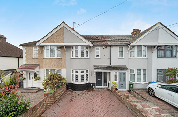 3 Bedroom Terraced House For Sale In Yorkland Avenue, Welling, DA16