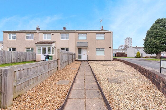 3 Bedroom End Of Terrace House For Sale In Llewellyn Road, Cwmbran, NP44