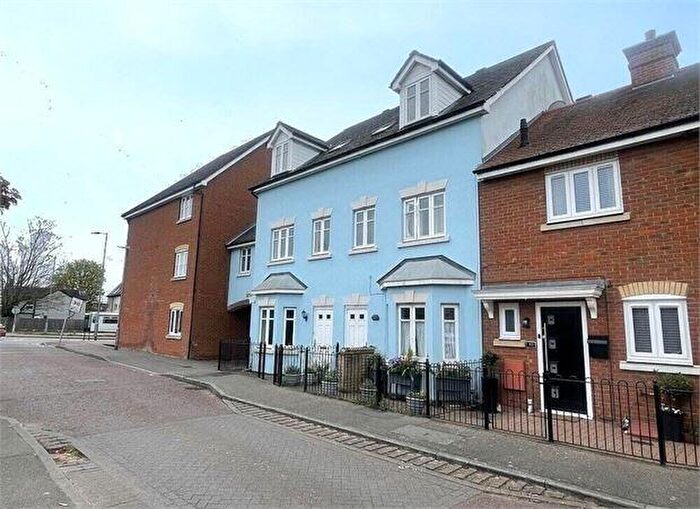 4 Bedroom Town House To Rent In Caxton Close, Tiptree, Essex., CO5
