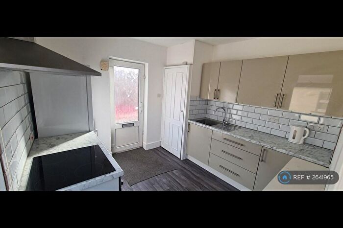 1 Bedroom Maisonette To Rent In Gladstone Street, Swindon, SN1