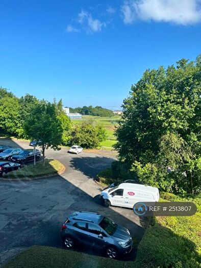 2 Bedroom Flat To Rent In Kinneil House, Hamilton, ML3