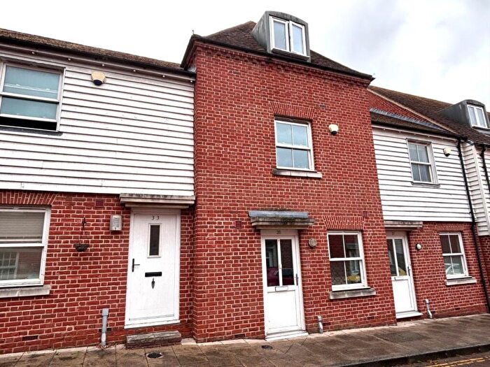 3 Bedroom Terraced House To Rent In Barton Mill Road, Canterbury, Kent, CT1