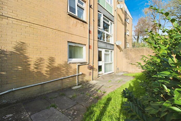 2 Bedroom Apartment For Sale In Wern Goch West, Cardiff, CF23