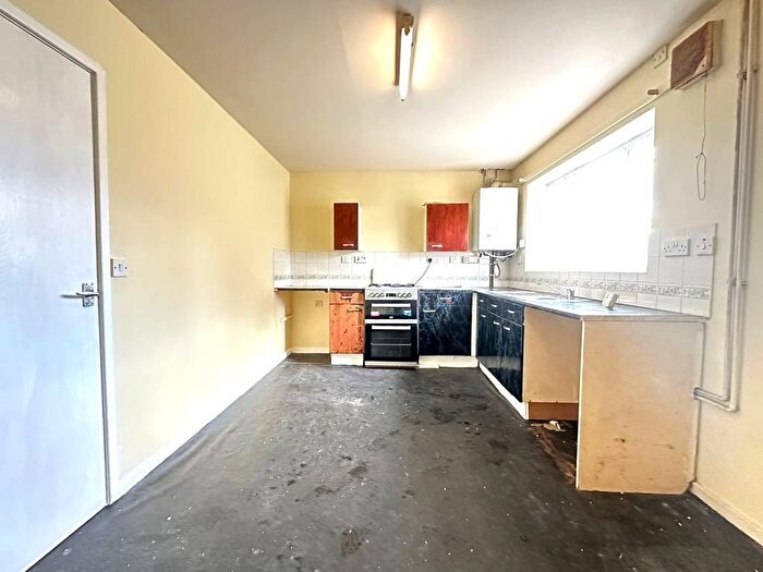 2 Bedroom Semi-Detached House For Sale In Billinge Street, Blackburn, BB1