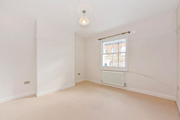 2 Bedroom End Of Terrace House For Sale In West Street, Harrow, Middlesex, HA1