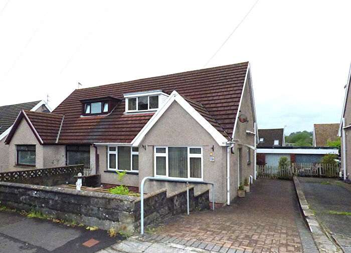 3 Bedroom Semi-Detached House For Sale In Venables Close Fforestfach Swansea, SA5