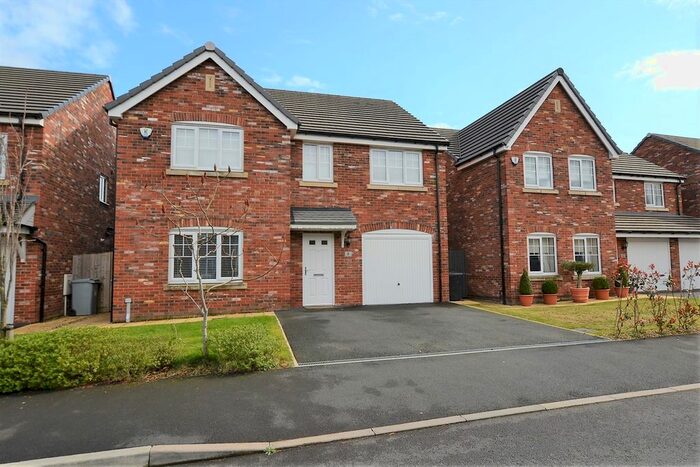 5 Bedroom Detached House For Sale In Higher Green Road, Holmes Chapel, Crewe, CW4