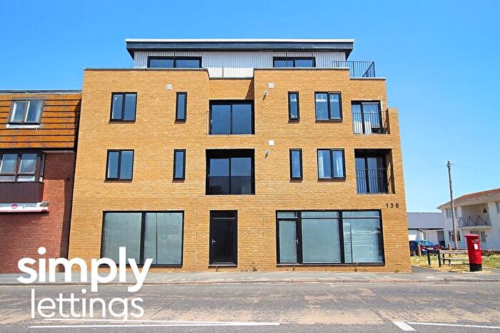 2 Bedroom Flat To Rent In South Coast Road, Peacehaven, BN10