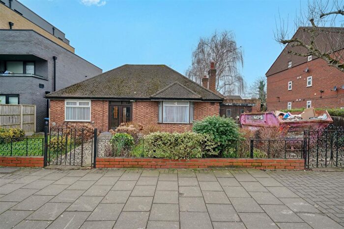 3 Bedroom Detached Bungalow To Rent In Harrow Road, Sudbury, Wembley, HA0