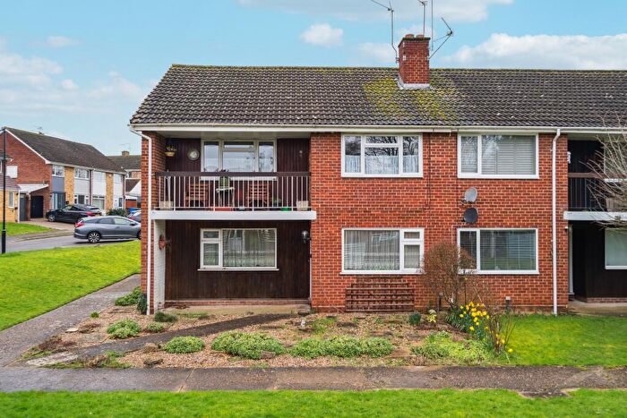 2 Bedroom Ground Maisonette For Sale In Audley Drive, Maidenhead, SL6