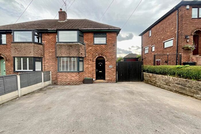 3 Bedroom Semi-Detached House For Sale In Lathkill Close, Sheffield, S13