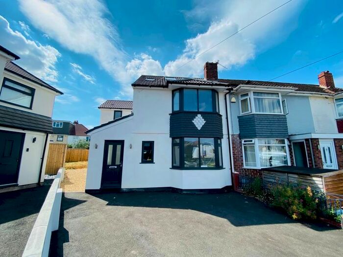 5 Bedroom Semi-Detached House To Rent In Headley Walk, Headley Park, Bristol, BS13