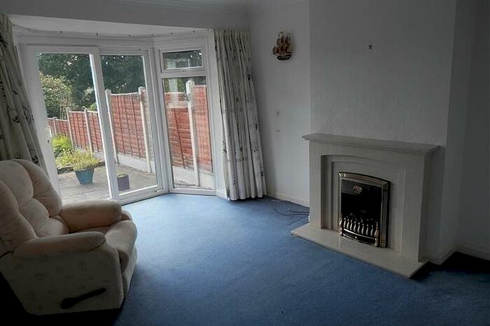3 Bedroom Semi-Detached House To Rent In Granshaw Close, Kings Norton, Birmingham, B38