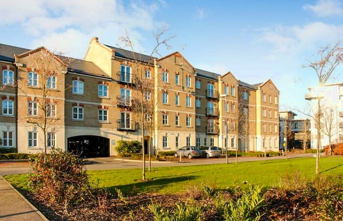 1 Bedroom Flat To Rent In Coxhill Way, Aylesbury, HP21