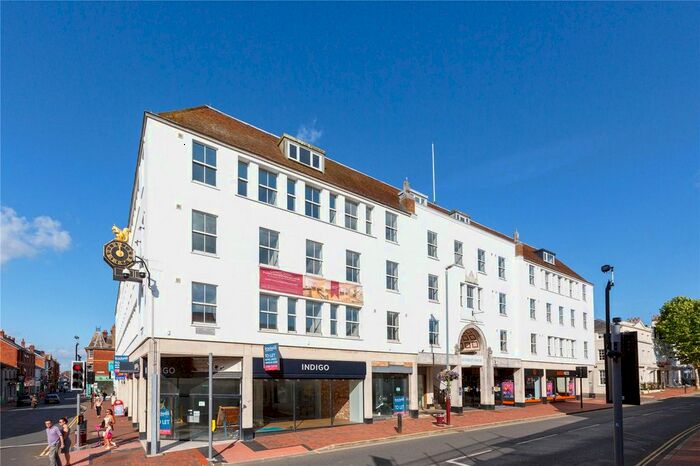 2 Bedroom Flat To Rent In Calverley Road, Tunbridge Wells, Kent, TN1