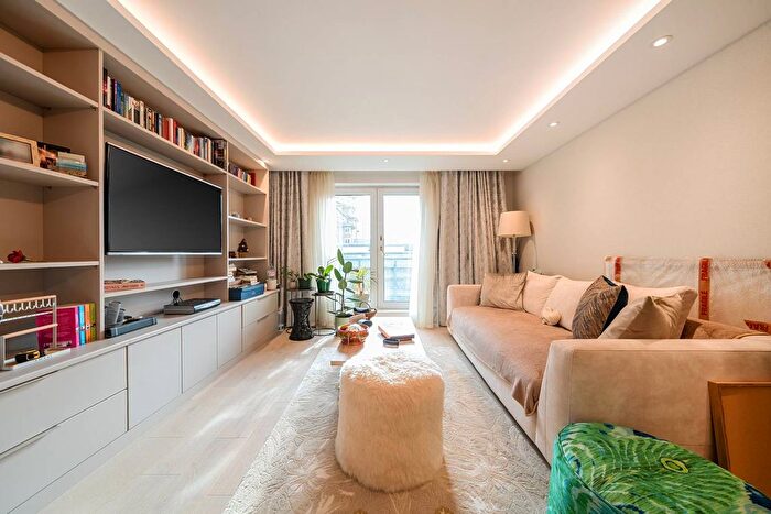 2 Bedroom Flat For Sale In Admiral Walk, Maida Vale, London, W9