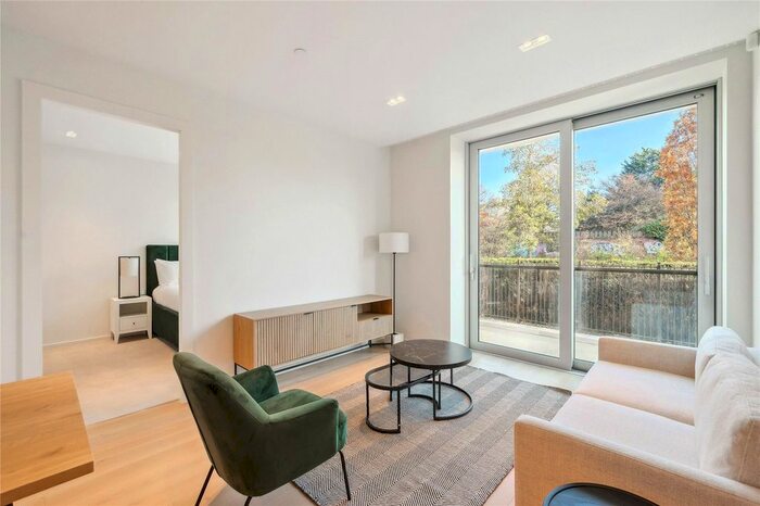 1 Bedroom Flat To Rent In Lillie Square, London, SW6