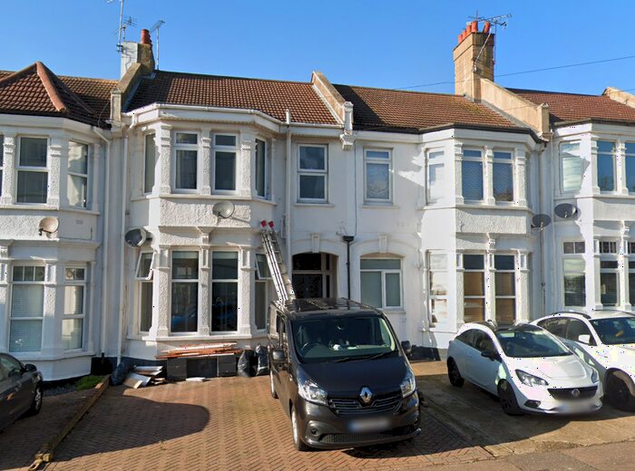 1 Bedroom Flat To Rent In Seaforth Road, Westcliff-On-Sea, SS0