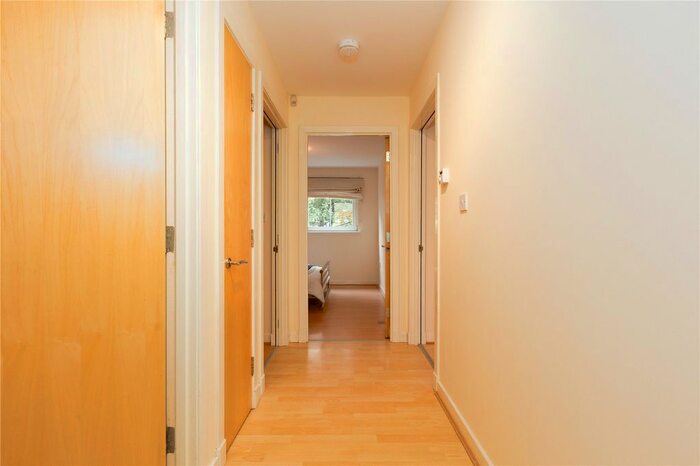 2 Bedroom Flat For Sale In Edinburgh Road, Glasgow, G33