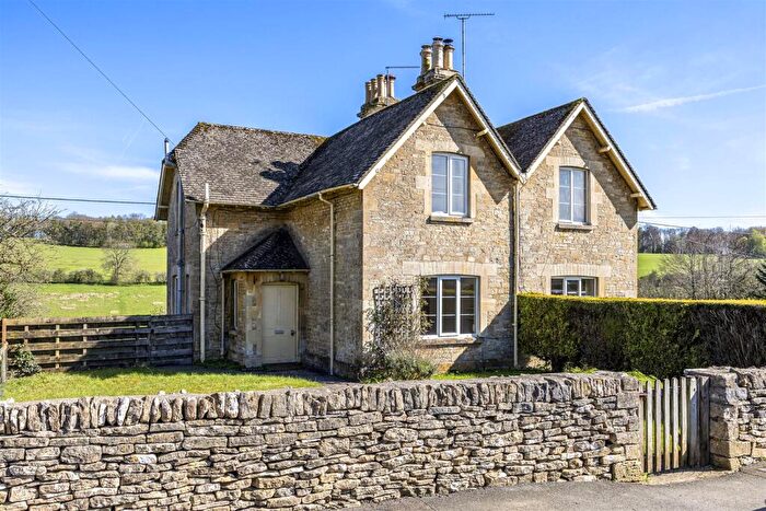 3 Bedroom House For Sale In Rendcomb, Cirencester, GL7