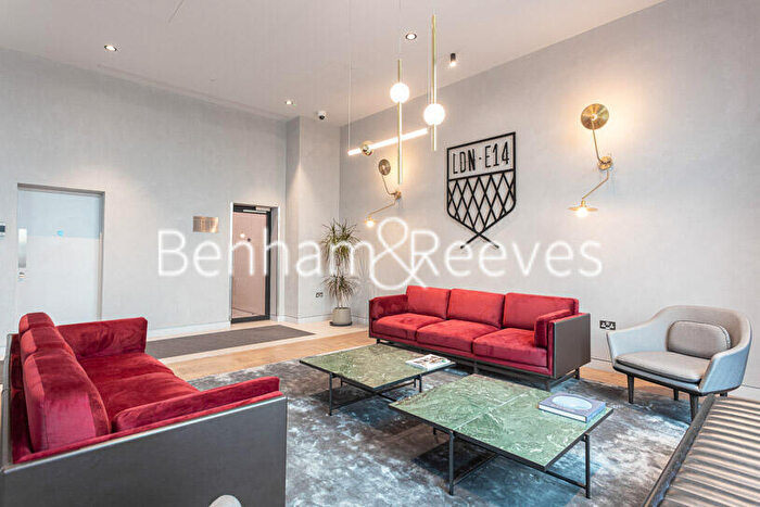 2 Bedroom Apartment To Rent In Lookout Lane, London City Island, E14