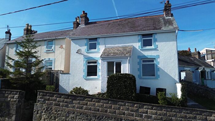 2 Bedroom Detached House For Sale In Pendre Road, Penrhynside, LL30